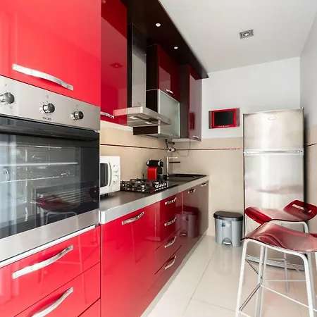 Luxury דירה