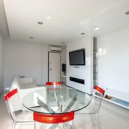 דירה Luxury סירמיונה
